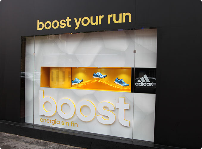 Adidas_Boost_Estudios_Durero_Dibond_ACM_Window_Display