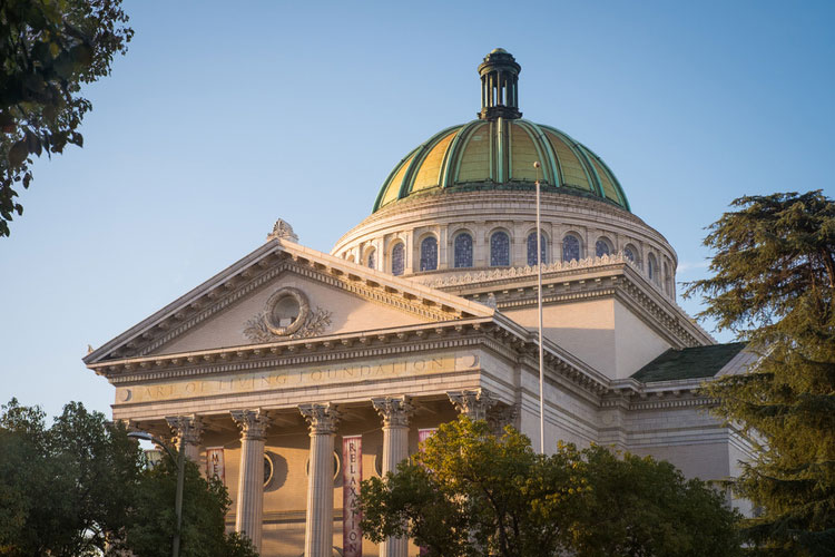 Art of Living Foundation, Second Church of Christ, Historic Building, Design Dynamic, Exterior Dibond Signage, Los Angeles, California, Photo Untold LA Blog
