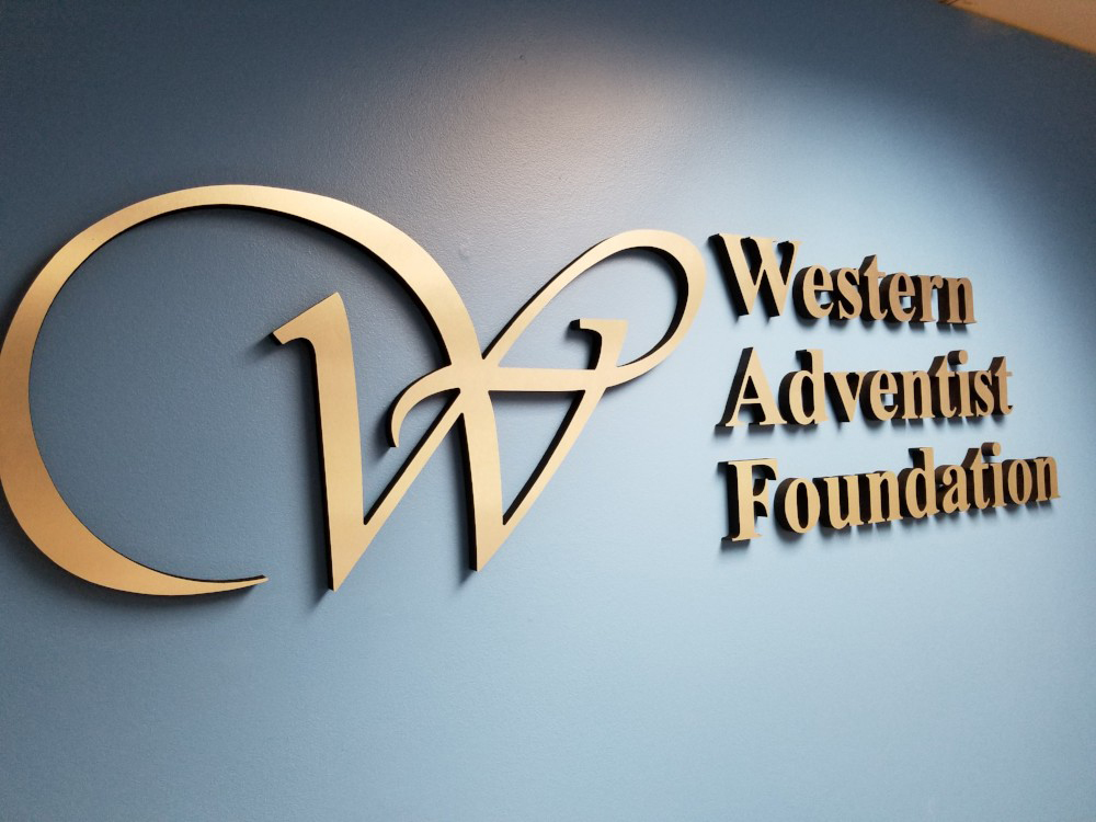 Spotlight Signs Imaging Solutions, Arizona, Gatorfoam Lobby Signage Compilation